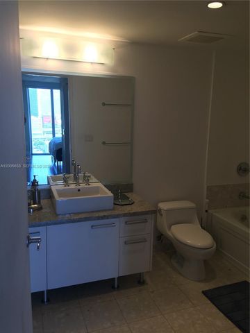 185 SW 7th St 1511, Miami, FL 33130