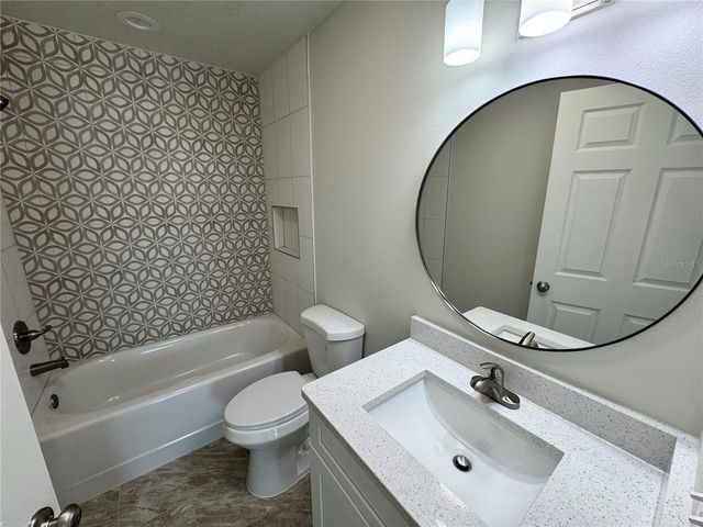 6020 12TH STREET, Zephyrhills, FL 33542