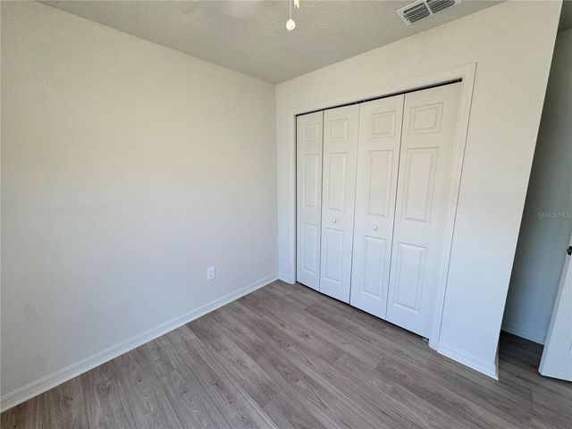6020 12TH STREET, Zephyrhills, FL 33542