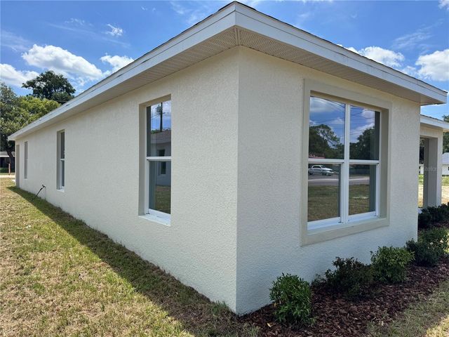 6020 12TH STREET, Zephyrhills, FL 33542