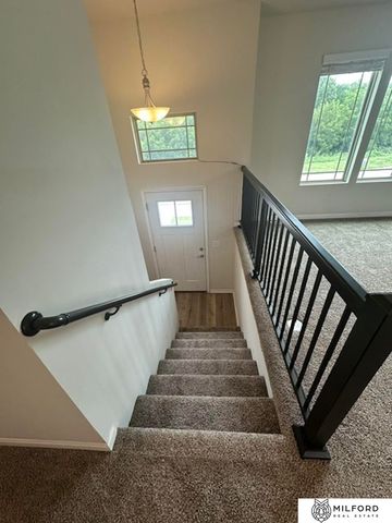 7762 N 87th Street, Omaha, NE 68122