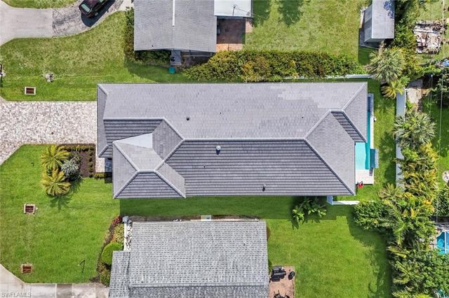 668 93rd AVE N, Naples, FL 34108