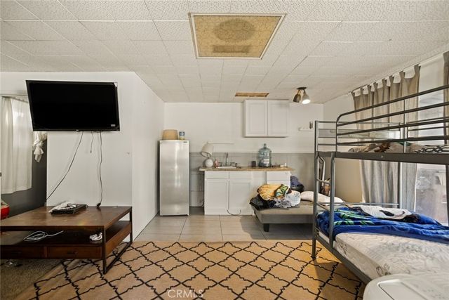 2020 N Nestor, Compton, CA 90222