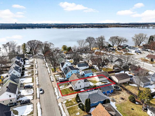 228 FREDERICK STREET, Menasha, WI 54952