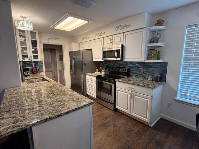 13829 Whitecap Blvd, Corpus Christi, TX 78418