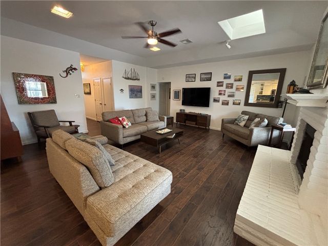 13829 Whitecap Blvd, Corpus Christi, TX 78418