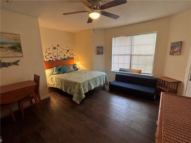 13829 Whitecap Blvd, Corpus Christi, TX 78418