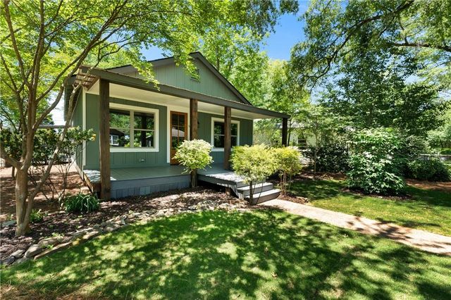 13 Akron Street, Cartersville, GA 30120