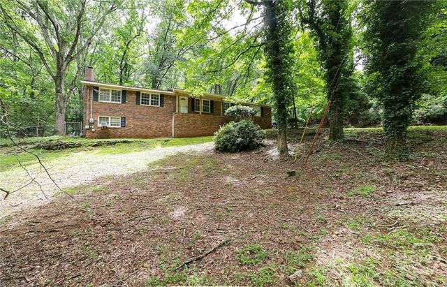 325 Segrest Circle, Athens, GA 30605