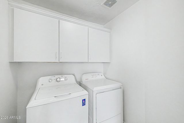 2042 W DAVIS Road, Phoenix, AZ 85023