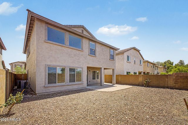 2042 W DAVIS Road, Phoenix, AZ 85023