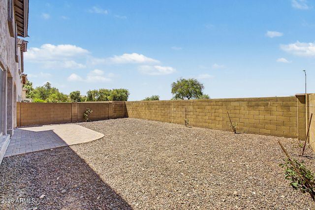2042 W DAVIS Road, Phoenix, AZ 85023