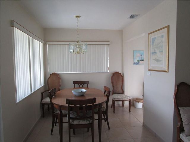 2000 NE 51st Court 201, Fort Lauderdale, FL 33308