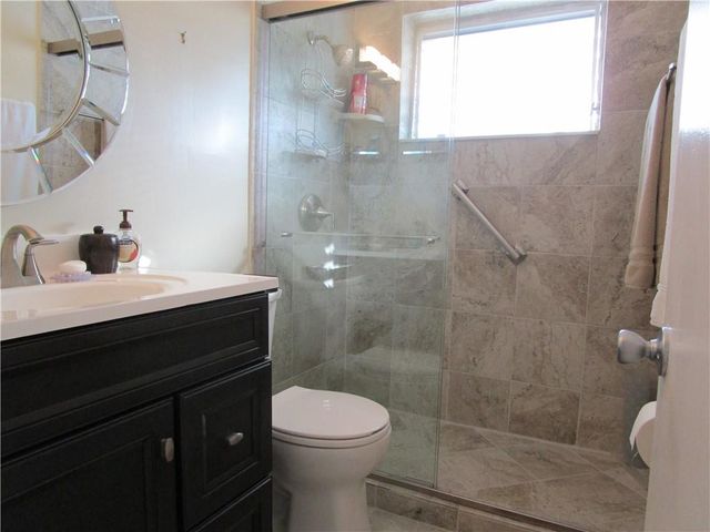 2000 NE 51st Court 201, Fort Lauderdale, FL 33308