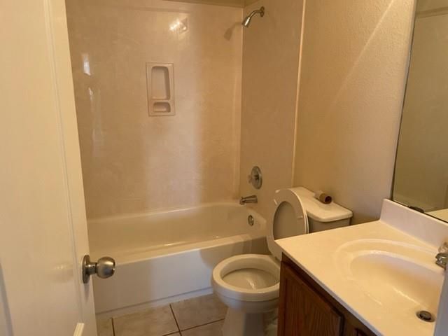 2105 Fall Creek DR, Leander, TX 78641