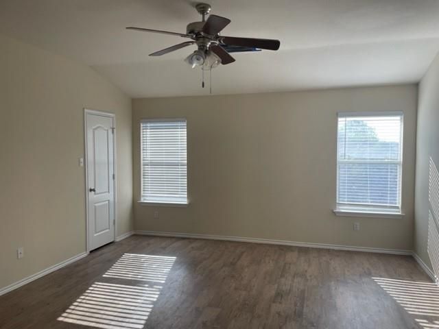 2105 Fall Creek DR, Leander, TX 78641