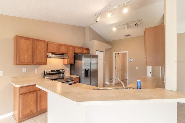 6 ROXBORO DRIVE, Palm Coast, FL 32164