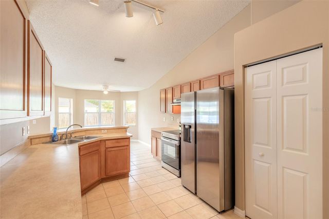 6 ROXBORO DRIVE, Palm Coast, FL 32164