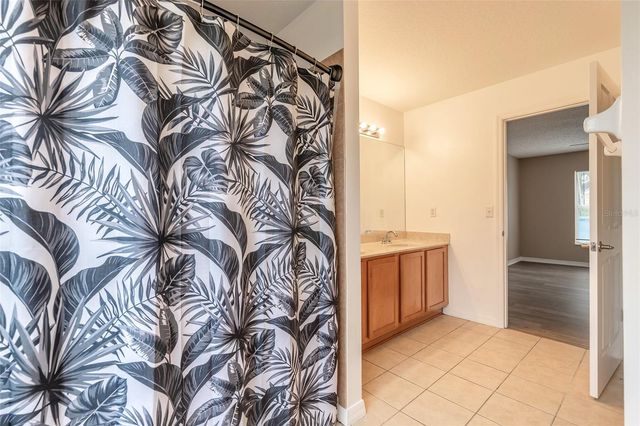 6 ROXBORO DRIVE, Palm Coast, FL 32164