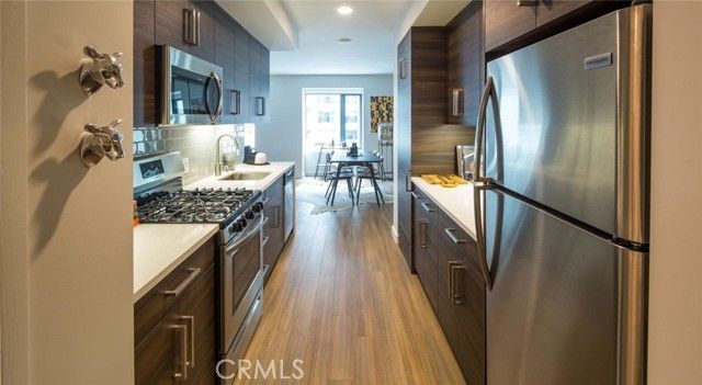 150 Van Ness Avenue 1222, San Francisco, CA 94102