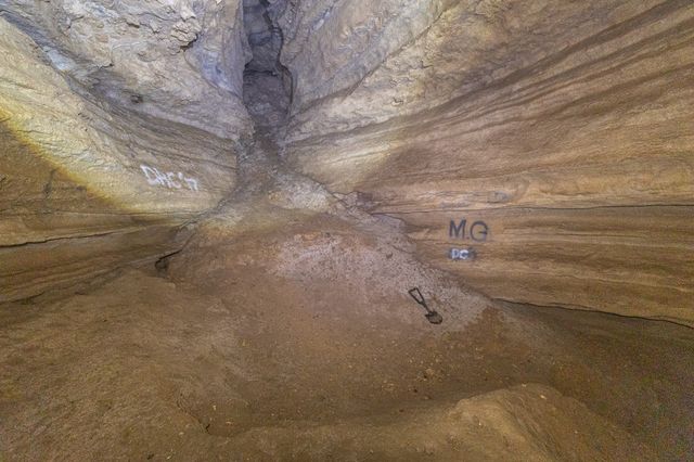 1 Cavern Bunker, Shelbyville, TN 37160