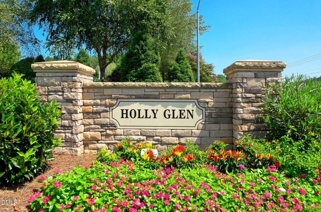 157 Summit Oaks Lane, Holly Springs, NC 27540