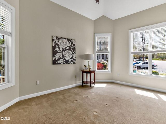 157 Summit Oaks Lane, Holly Springs, NC 27540