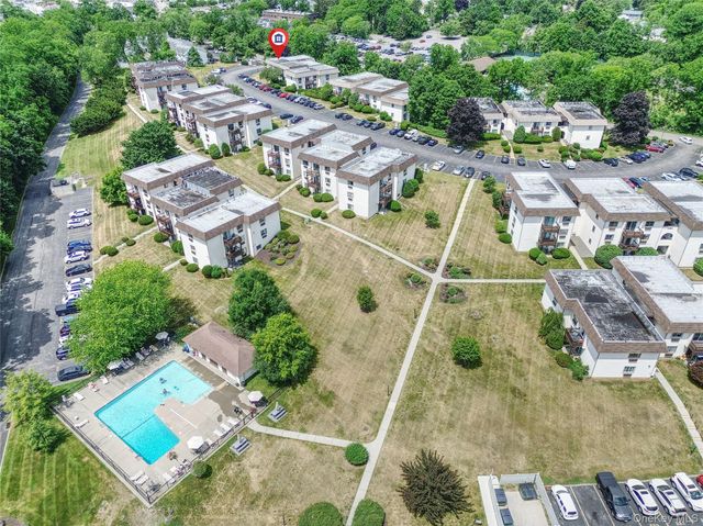 25 Village Park Drive 2F, Fishkill, NY 12524