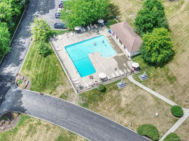 25 Village Park Drive 2F, Fishkill, NY 12524