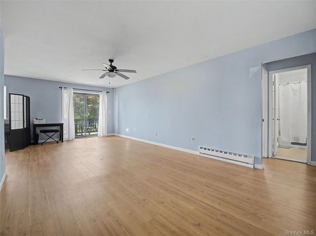 25 Village Park Drive 2F, Fishkill, NY 12524