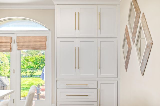 215 Oglethorpe Blvd, St Augustine, FL 32080