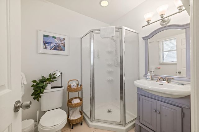 215 Oglethorpe Blvd, St Augustine, FL 32080