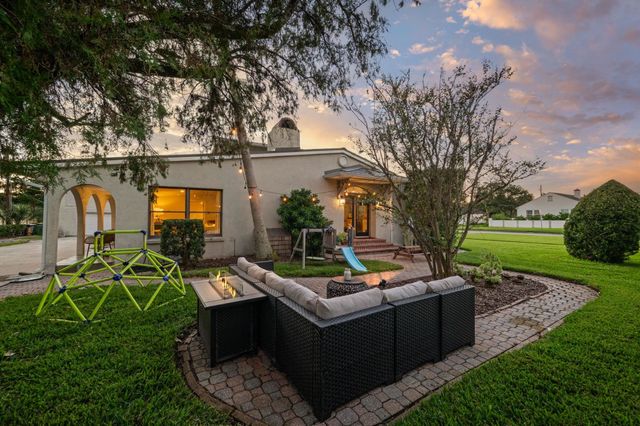 215 Oglethorpe Blvd, St Augustine, FL 32080