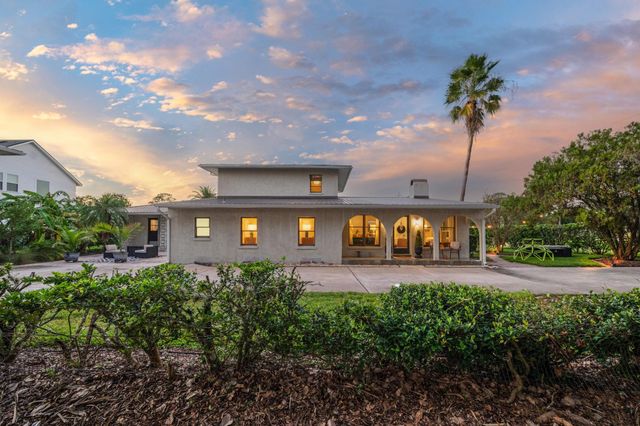 215 Oglethorpe Blvd, St Augustine, FL 32080