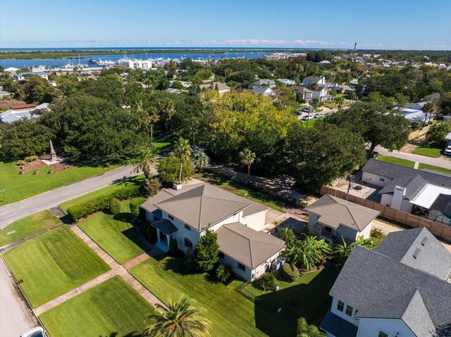 215 Oglethorpe Blvd, St Augustine, FL 32080