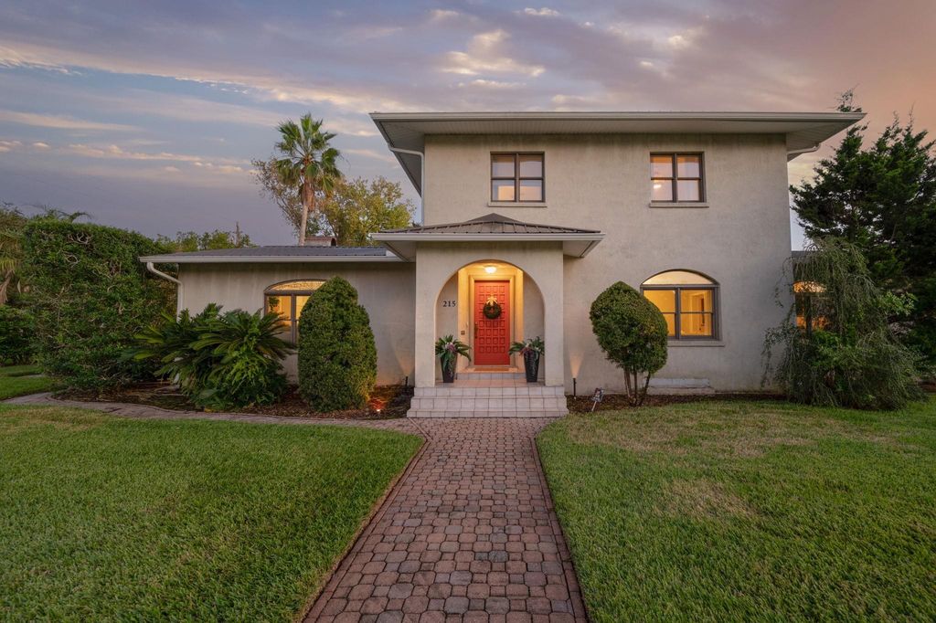 215 Oglethorpe Blvd, St Augustine, FL 32080