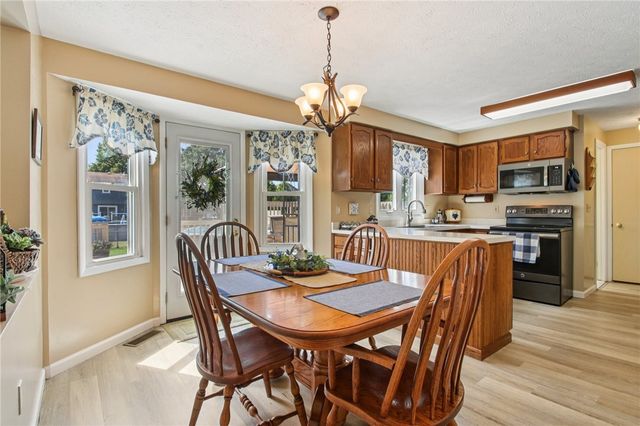 266 Widgedon, Greece, NY 14468