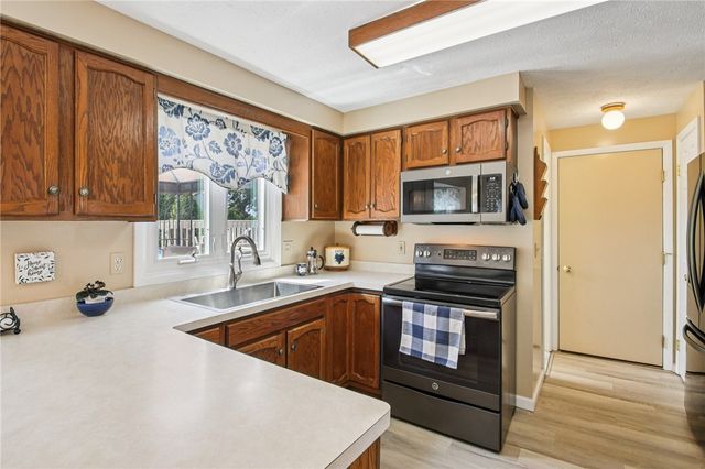 266 Widgedon, Greece, NY 14468