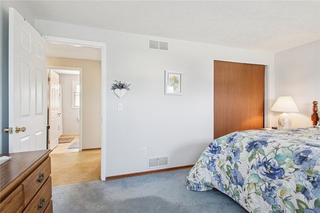 266 Widgedon, Greece, NY 14468