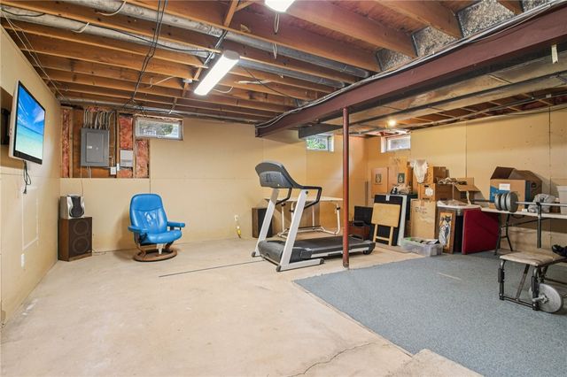 266 Widgedon, Greece, NY 14468