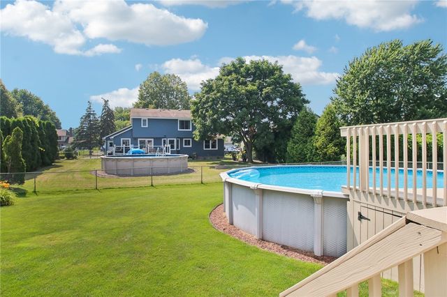 266 Widgedon, Greece, NY 14468