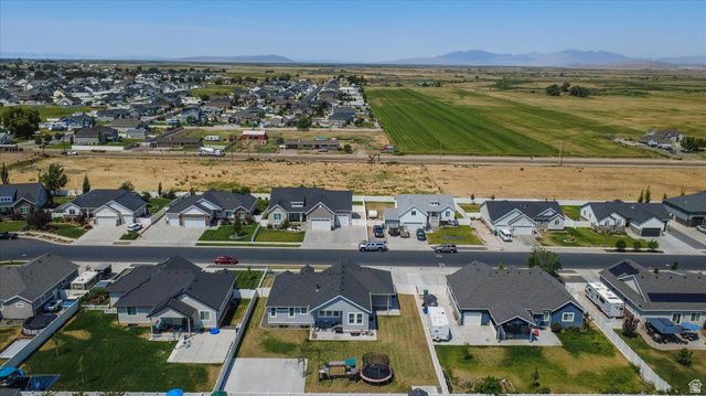 3556 S 5050 W, West Haven, UT 84401