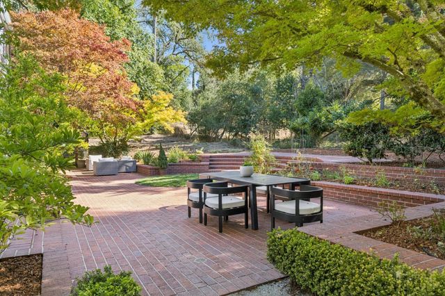 1543 Portola Road, Woodside, CA 94062