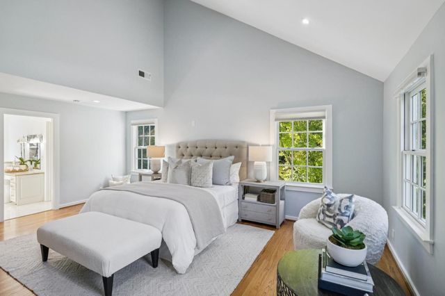 1543 Portola Road, Woodside, CA 94062