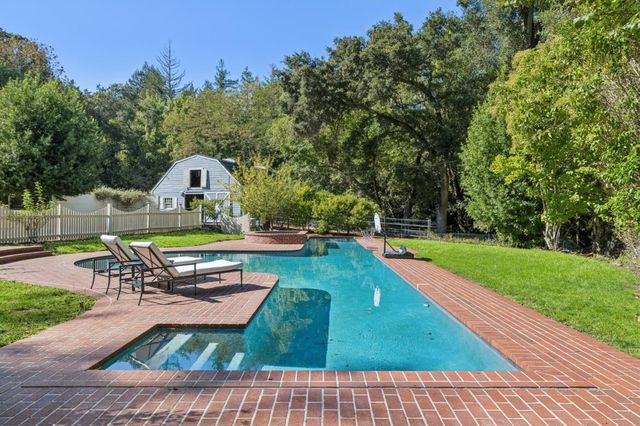 1543 Portola Road, Woodside, CA 94062