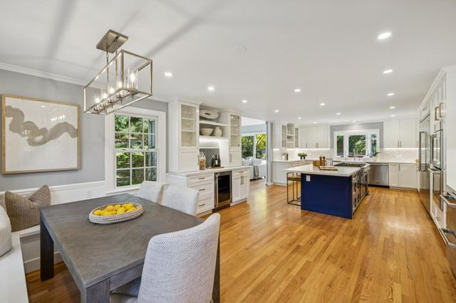 1543 Portola Road, Woodside, CA 94062