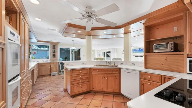 402 LAFITTE STREET, Boca Grande, FL 33921