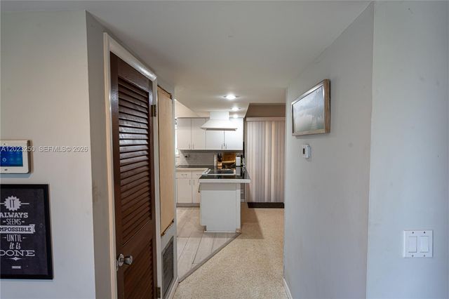 982 SW Airoso Boulevard, Port St. Lucie, Port St Lucie, FL 34983