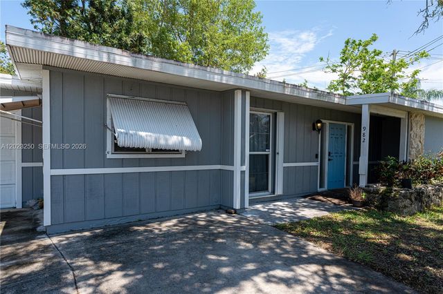 982 SW Airoso Boulevard, Port St. Lucie, Port St Lucie, FL 34983