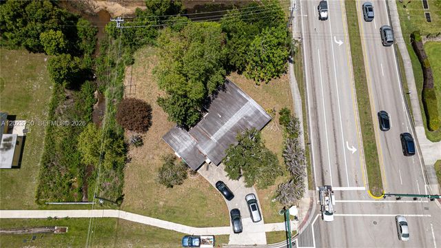 982 SW Airoso Boulevard, Port St. Lucie, Port St Lucie, FL 34983